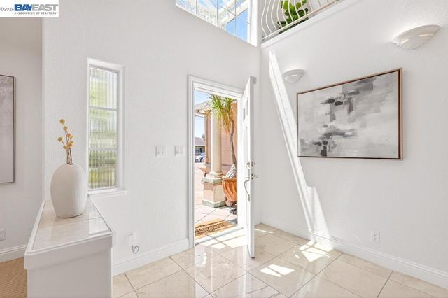 3249 Greenwood Dr, Fremont, CA 94536