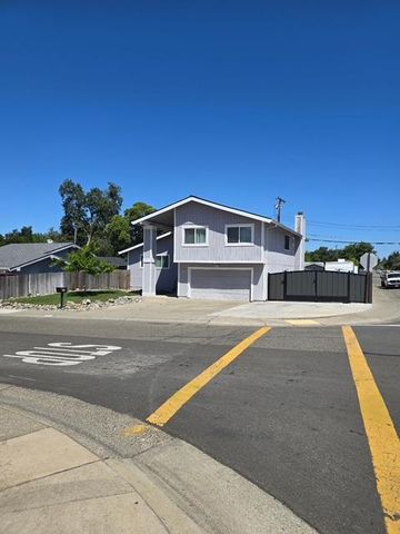 8697 Quail Oak Way, Orangevale, CA 95662