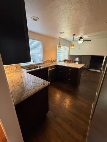 8697 Quail Oak Way, Orangevale, CA 95662
