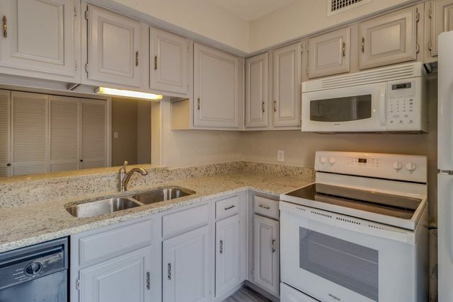 2620 Piedras 3, Irving, TX 75038