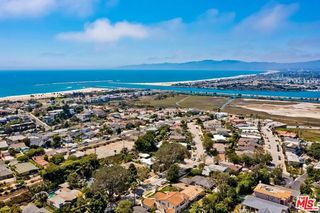 8515 Falmouth Avenue 405, Playa Del Rey (los Angeles), CA 90293
