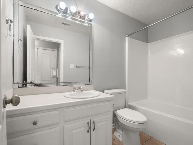 191 Delia Dr, Leesville, LA 71446