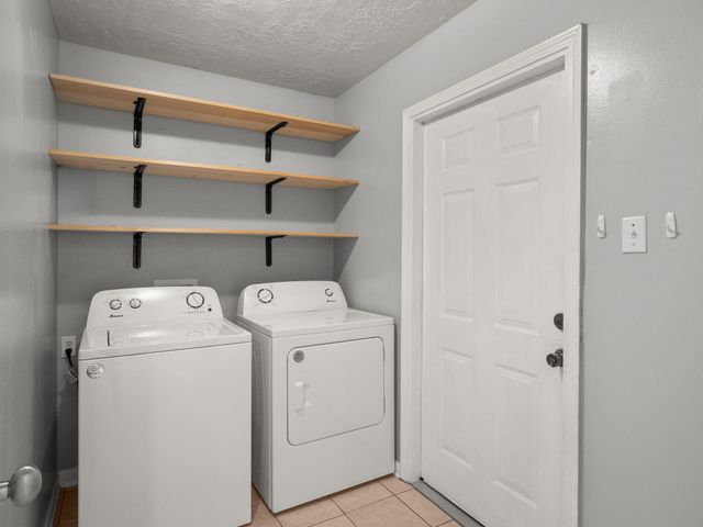 191 Delia Dr, Leesville, LA 71446