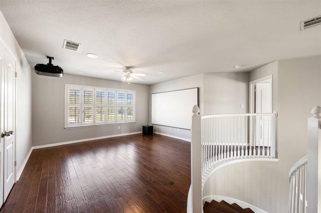 3893 Royal Troon DR, Round Rock, TX 78664