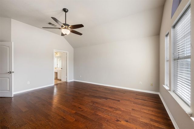 3893 Royal Troon DR, Round Rock, TX 78664