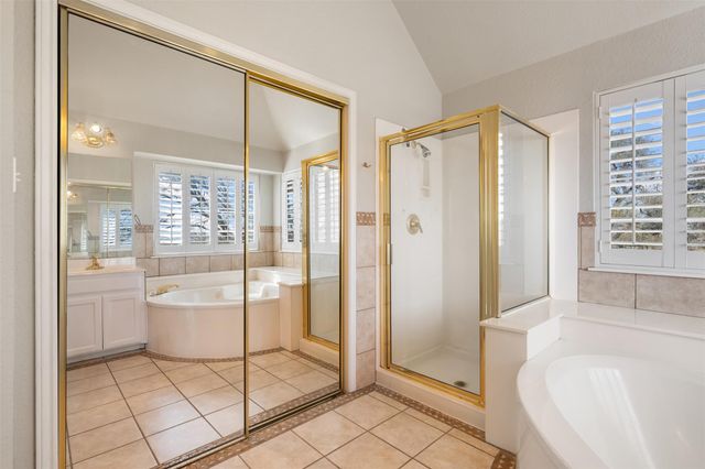 3893 Royal Troon DR, Round Rock, TX 78664