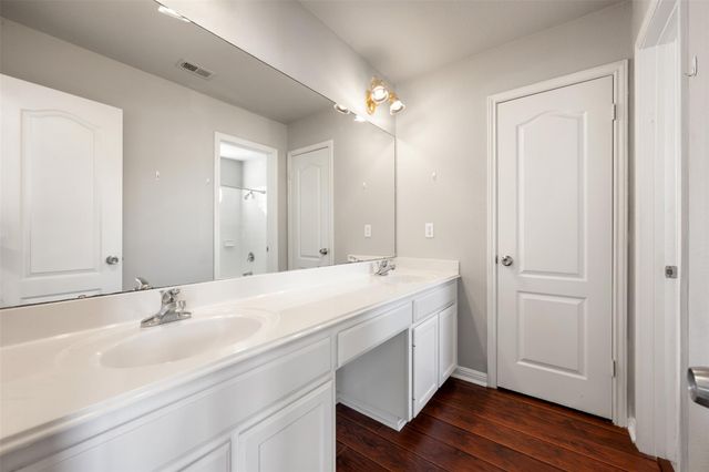 3893 Royal Troon DR, Round Rock, TX 78664