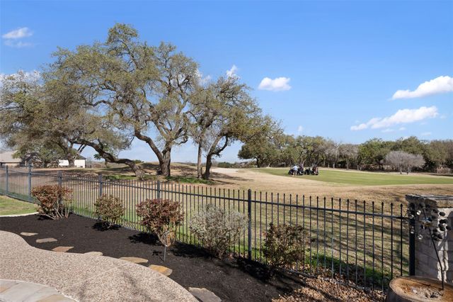 3893 Royal Troon DR, Round Rock, TX 78664