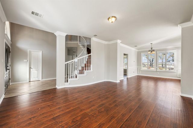 3893 Royal Troon DR, Round Rock, TX 78664