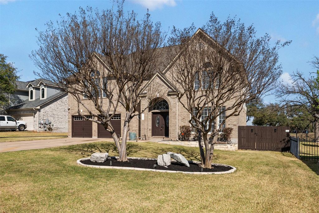 3893 Royal Troon DR, Round Rock, TX 78664