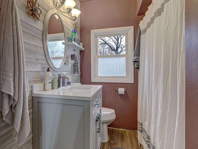 1631 N RACINE STREET, Appleton, WI 54911