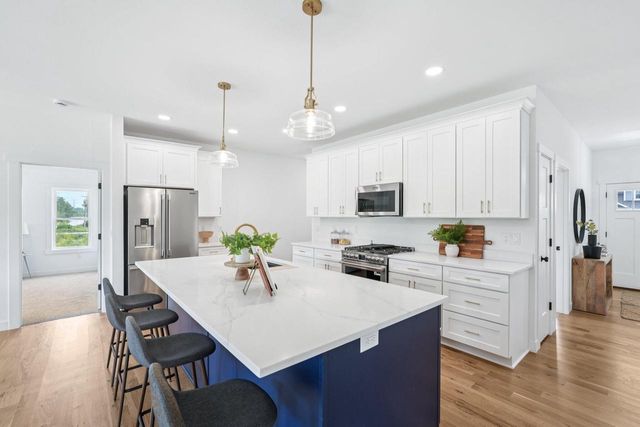 11532 W Tess Creek STREET, Franklin, WI 53132