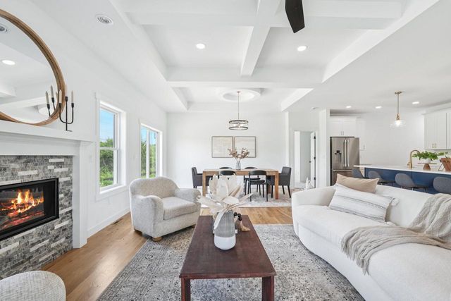 11532 W Tess Creek STREET, Franklin, WI 53132