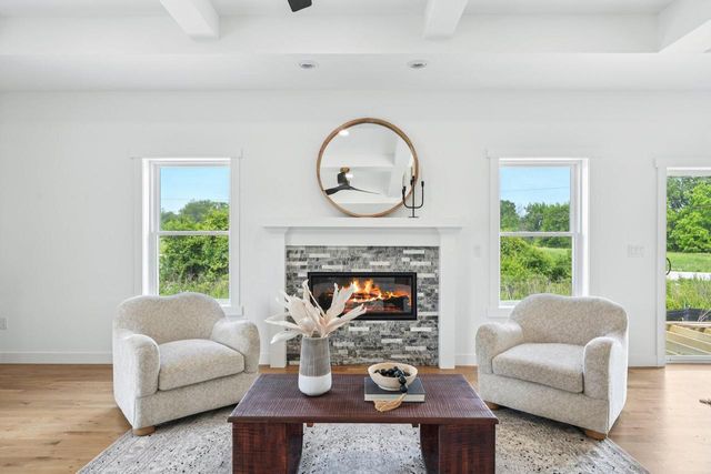 11532 W Tess Creek STREET, Franklin, WI 53132