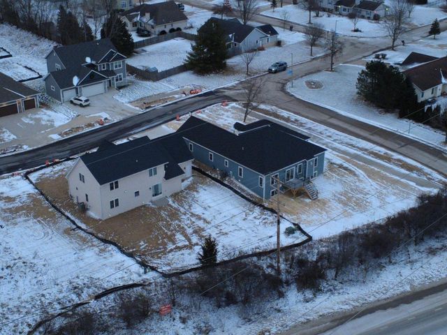 11532 W Tess Creek STREET, Franklin, WI 53132