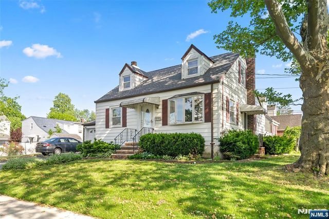 32-06 Rosalie Street, Fair Lawn, NJ 07410