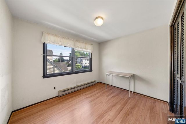 32-06 Rosalie Street, Fair Lawn, NJ 07410