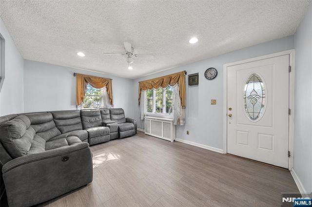 32-06 Rosalie Street, Fair Lawn, NJ 07410