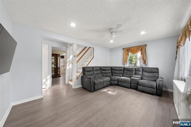 32-06 Rosalie Street, Fair Lawn, NJ 07410