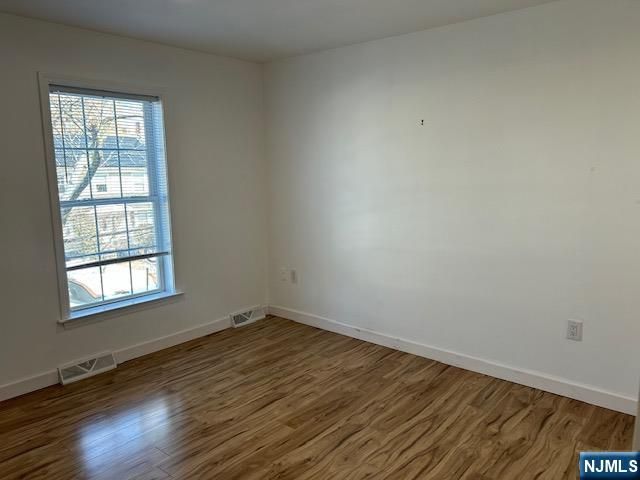 17 Zabriskie Street 1705, Hackensack, NJ 07601