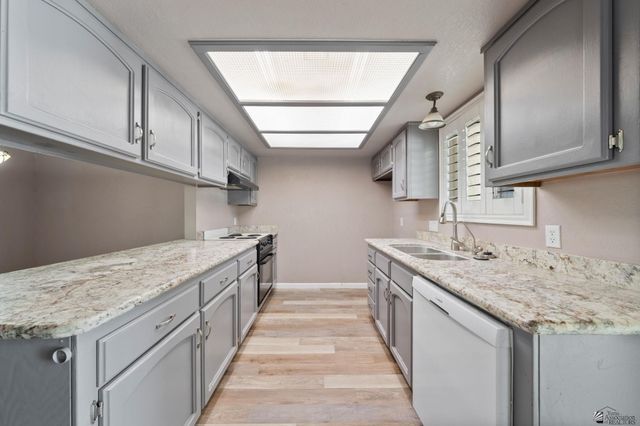 2045 S 14 Ave, Yuma, AZ 85364
