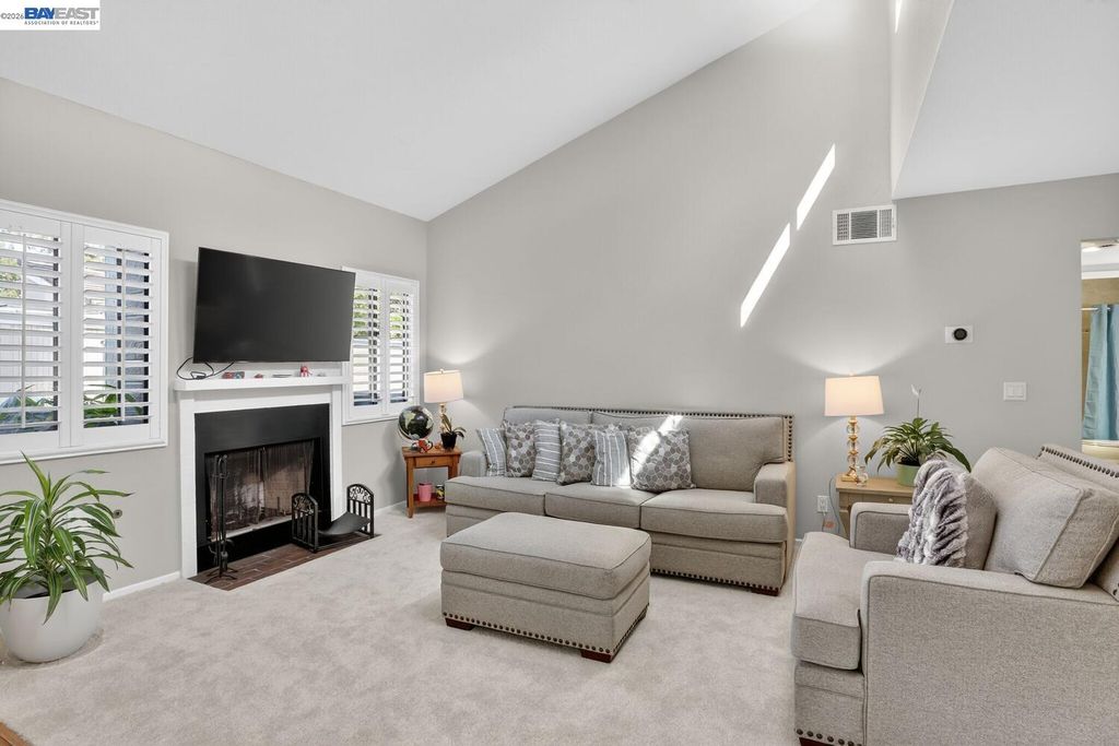 218 Apollo 3, Hercules, CA 94547