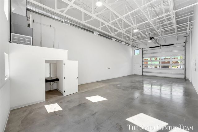 1500 Kooiman Avenue 9, Grand Haven, MI 49417