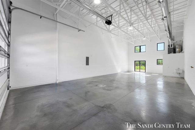 1500 Kooiman Avenue 9, Grand Haven, MI 49417
