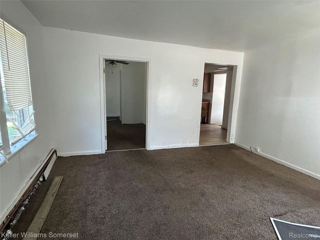 23076 Melrose Avenue, Eastpointe, MI 48021