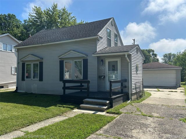 23076 Melrose Avenue, Eastpointe, MI 48021