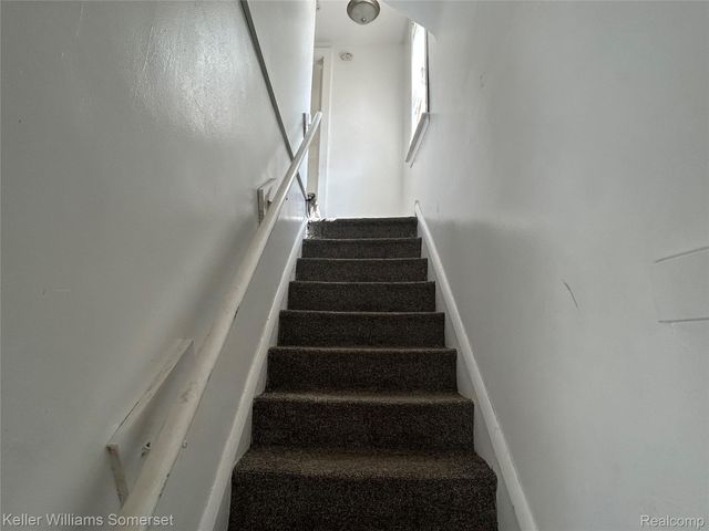 23076 Melrose Avenue, Eastpointe, MI 48021