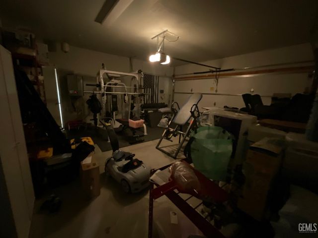 5822 Blue Spruce Avenue, Bakersfield, CA 93313