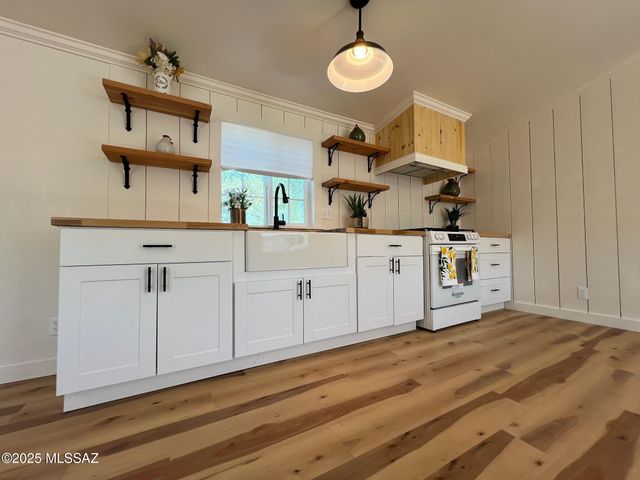 16796 S Redondo Circle, Mayer, AZ 86333