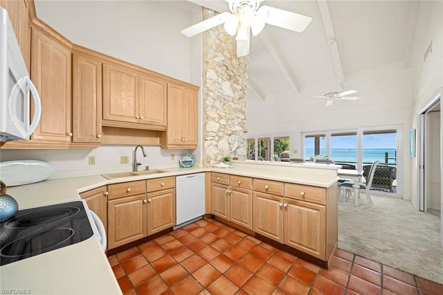 15153 Captiva DR W, Captiva, FL 33924