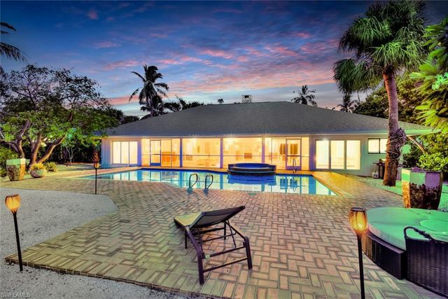 15153 Captiva DR W, Captiva, FL 33924
