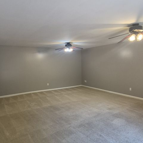 215 April Dr, Old Hickory, TN 37138