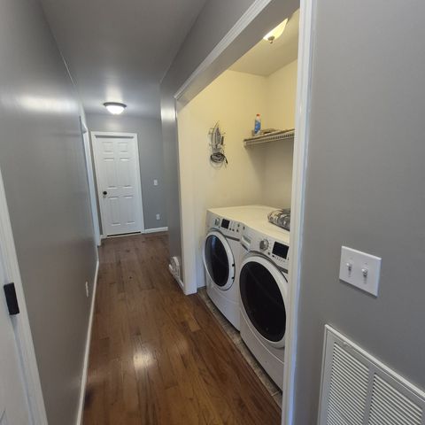 215 April Dr, Old Hickory, TN 37138