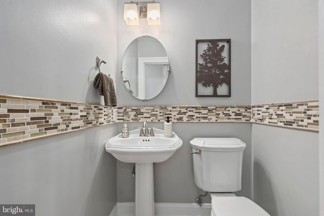 5276 WINTER VIEW DR, Alexandria, VA 22312