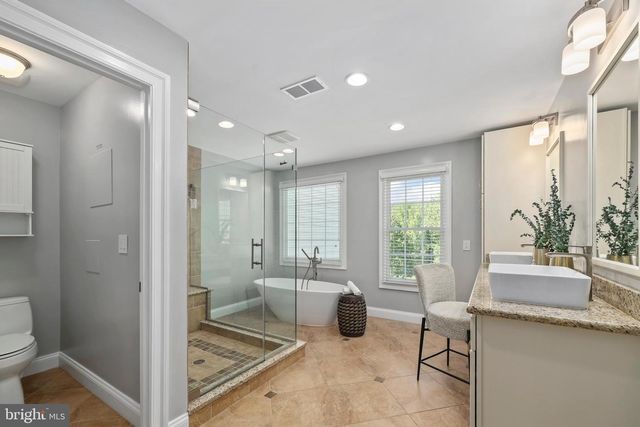 5276 WINTER VIEW DR, Alexandria, VA 22312