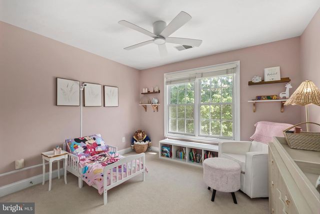 5276 WINTER VIEW DR, Alexandria, VA 22312