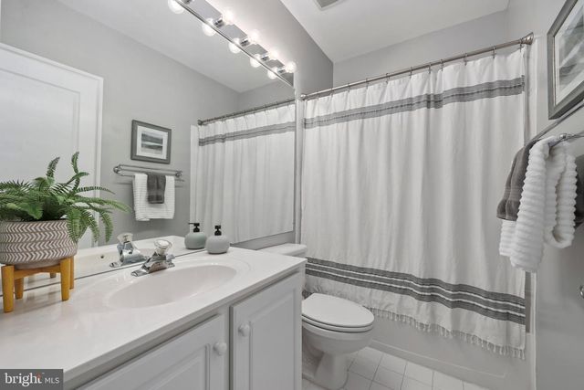 5276 WINTER VIEW DR, Alexandria, VA 22312