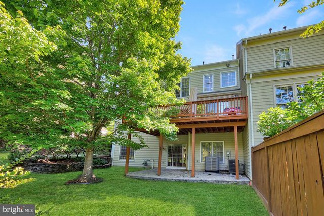 5276 WINTER VIEW DR, Alexandria, VA 22312