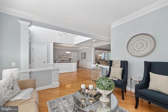 5276 WINTER VIEW DR, Alexandria, VA 22312