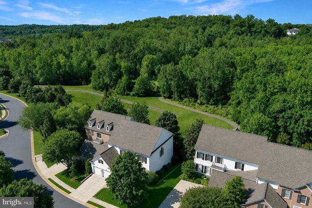 5276 WINTER VIEW DR, Alexandria, VA 22312