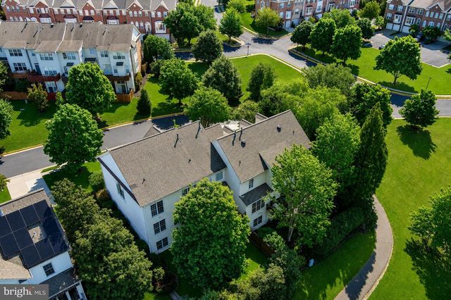 5276 WINTER VIEW DR, Alexandria, VA 22312