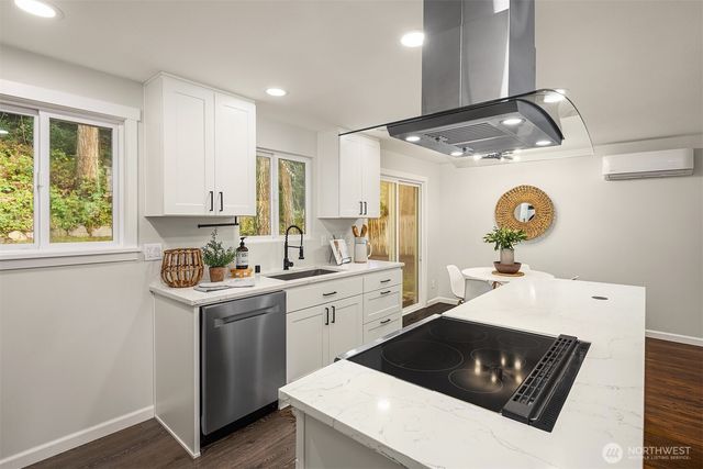 15624 173rd Avenue NE, Woodinville, WA 98072