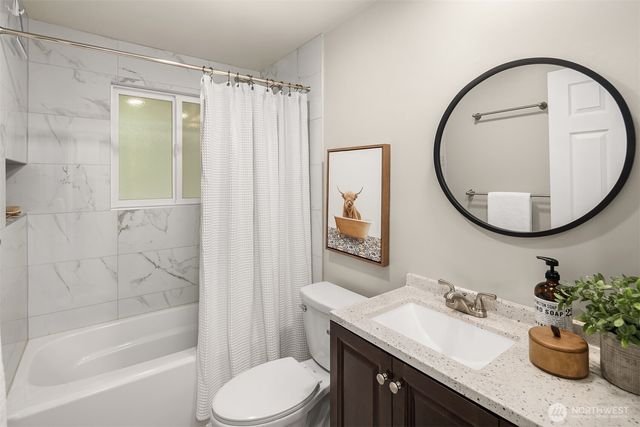 15624 173rd Avenue NE, Woodinville, WA 98072