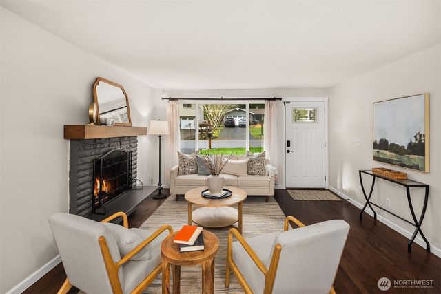 15624 173rd Avenue NE, Woodinville, WA 98072