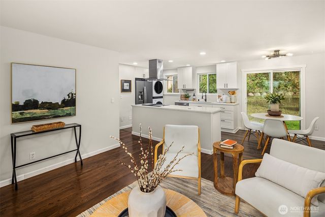 15624 173rd Avenue NE, Woodinville, WA 98072