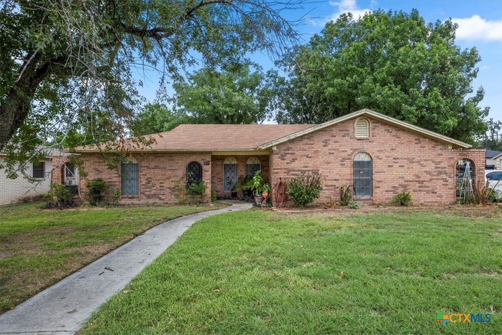 1206 Waters Dairy Road, Temple, TX 76502